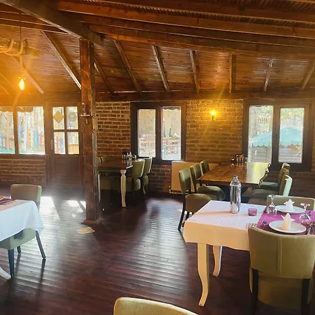 Hotel Orman Evleri Forest 2*